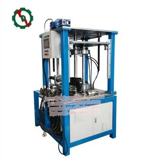 Máquina formadora de rollos de láminas para techos curvos